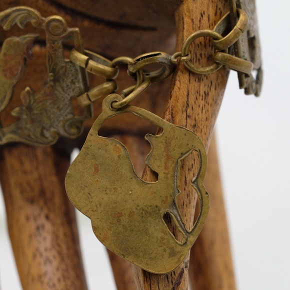 Vintage metal Panel bracelet featuring Bird designs - Picture 10 of 16